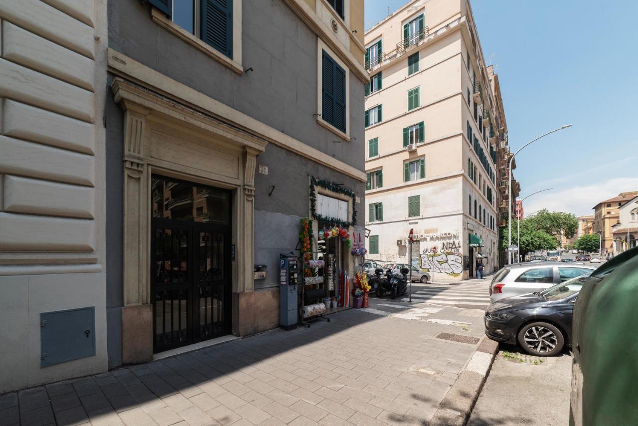 Functional Apartment - Piazza Re Di Roma Екстериор снимка